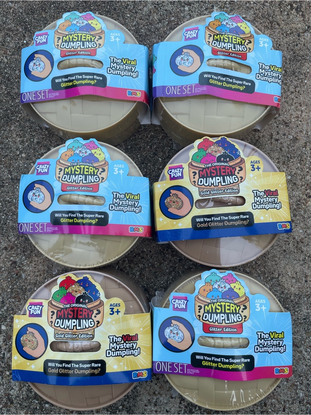 Mystery Dumpling Glitter Edition Kids Toy - Gold/Beige